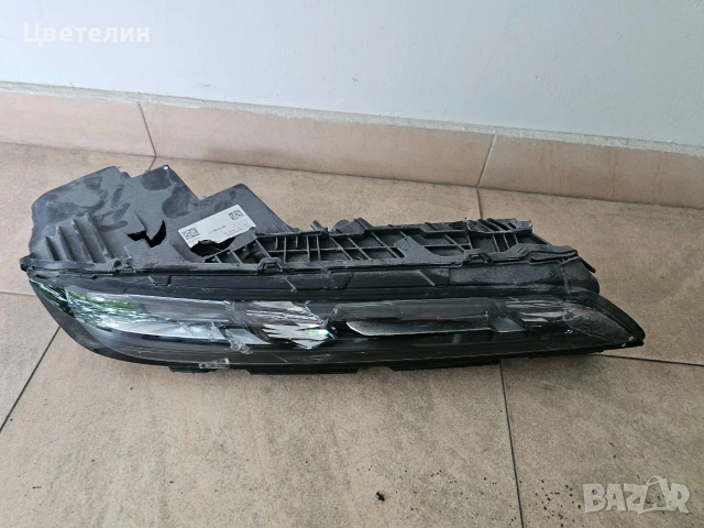 Десен фар BMW 7 G70 i7 desen far бмв 7 г70, снимка 3 - Части - 54488532