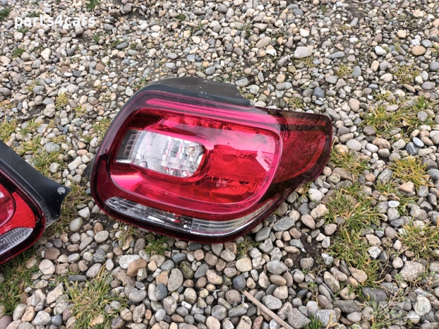 ляв и десен стоп за ситроен дс3 09-14 CITROEN DS3, снимка 3 - Части - 54035107