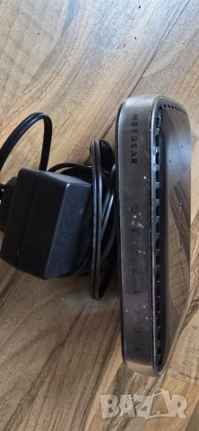 Рутер  NETGEAR, снимка 4 - Рутери - 54987260