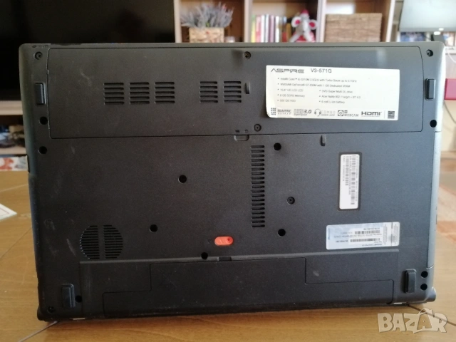 Лаптоп ACER Aspire V3-571G, снимка 5 - Лаптопи за дома - 54344705