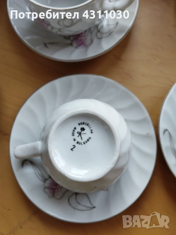 Нови българси  сервизи за кафе от 80-те години, снимка 4 - Сервизи - 54199352