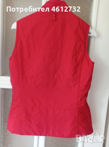 Дамски елек Woolrich, снимка 4 - Елеци - 55056743