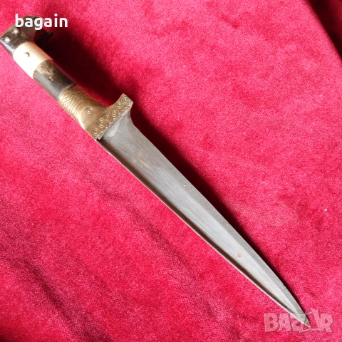 Чора, каруд, нож, кама.
