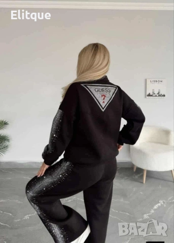 ватиран дамски екип guess , снимка 2 - Спортни екипи - 54387771