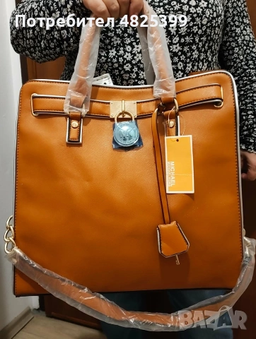 Чисто нова кожена чанта от Michael Kors в уникален цвят, снимка 2 - Чанти - 54726388