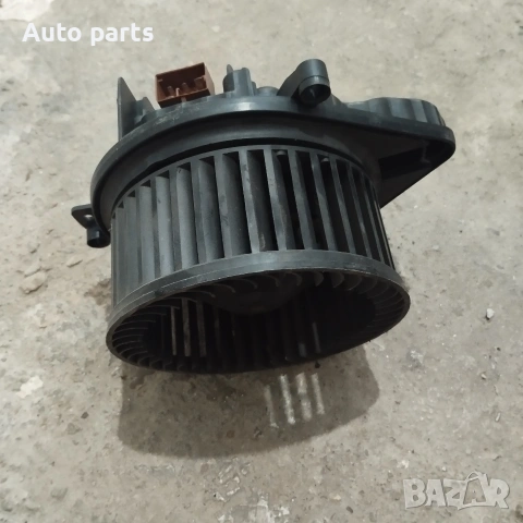 вентилатор парно Audi A4 b6,b7 Ауди А4 б6,б7, снимка 2 - Части - 55210886