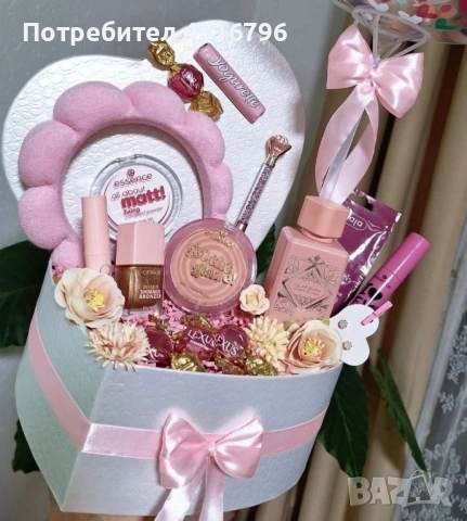 Мистериозни кутии с грим и бяла козметика, снимка 2 - Козметика за лице - 54512638