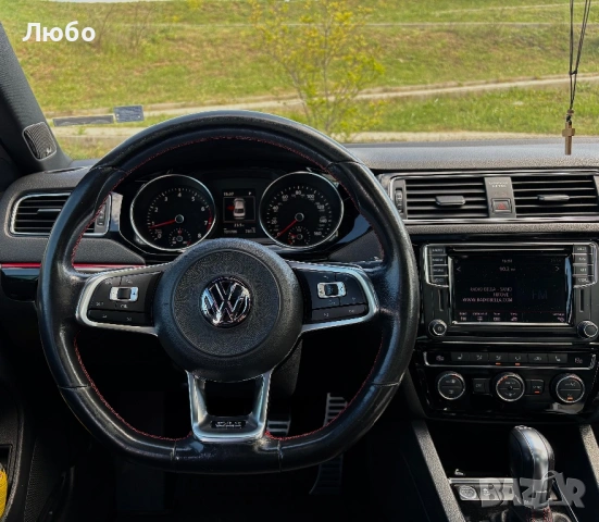 GLI 2.0TSI 211кс DSG Автомат*Шибедах*Обслужен, снимка 13 - Автомобили и джипове - 54428975