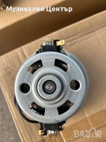 Мотори за прахосмукачки HWX-EFL4G Universal 600-700W НОВИ!!!, снимка 2 - Прахосмукачки - 54750667