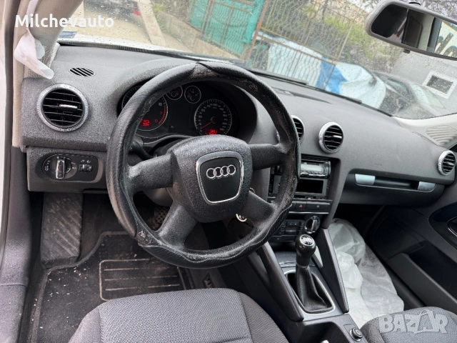 Ауди а3 1.6 бензин на части / Audi a3 8p 1.6 102, снимка 7 - Автомобили и джипове - 54171229