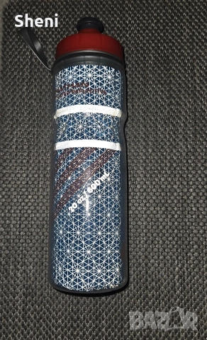 Нова бутилка Nathan Fire & Ice, 600 ml, Изолирана и светлоотразителна, снимка 2 - Спортна екипировка - 54576556