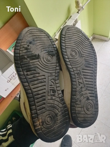 детски обувки маратонки fila 31, снимка 2 - Детски маратонки - 54165325