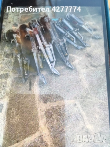 Продавам мет.  пръскалки за поливане