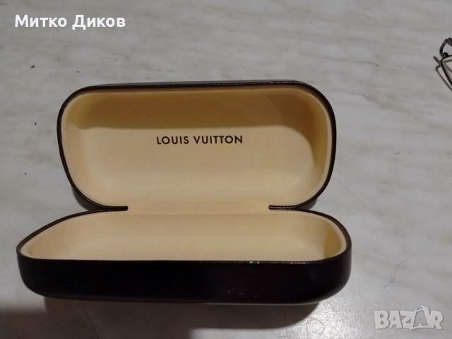 Кутия за очила като нова на Louis Vuitton, снимка 1 - Слънчеви и диоптрични очила - 54747343