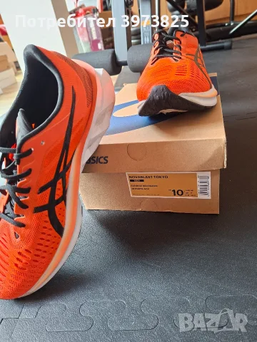 Обувки за бягане Asics Novablast Tokyo, снимка 3 - Спортни обувки - 55392135