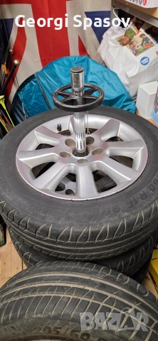 Алуминиеви джанти с гуми за Тойота Корола версо, снимка 4 - Гуми и джанти - 54051235