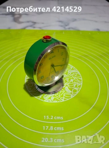 Съветски будилници, снимка 4 - Антикварни и старинни предмети - 54233893