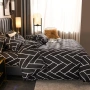 Мек и приятен спален комплект 180x220 черен с бели раета 4 части, снимка 2