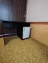 продавам ученическо бюро ,две масивни ъглови легла с матраци и гардероб, снимка 1