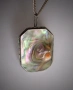 Сребърен медальон със седеф и зародиш на перла , снимка 1