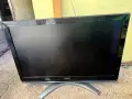 LCD Телевизор Toshiba 42x3030D повреден., снимка 1