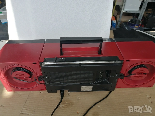 Радиокасетофон PHILIPS D 8254/00, снимка 8 - Радиокасетофони, транзистори - 54602957