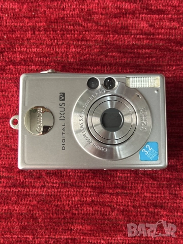 компактният цифров фотоапарат Canon Digital IXUS V3