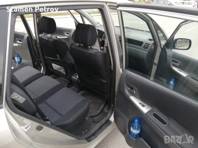 Toyota Corolla verso 1.8i Linea Sol/LPG, снимка 9 - Автомобили и джипове - 54606046
