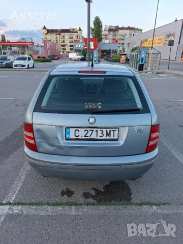 Продавам Skoda Fabia 2003г. в добро състояние, снимка 3 - Автомобили и джипове - 55527599