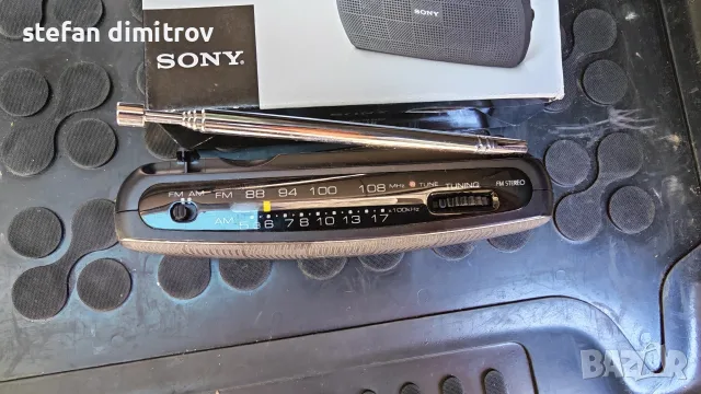 Sony SRF-18 portable radio , снимка 15 - Радиокасетофони, транзистори - 55679749