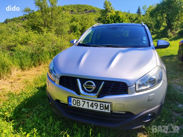 Nissan Quashqai 2.0, снимка 12 - Автомобили и джипове - 54503797