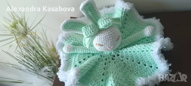 Зайче за бебе за гушкане 