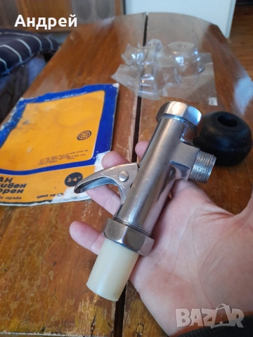 Стар водонапорен,промивен кран, снимка 5 - Антикварни и старинни предмети - 54138384