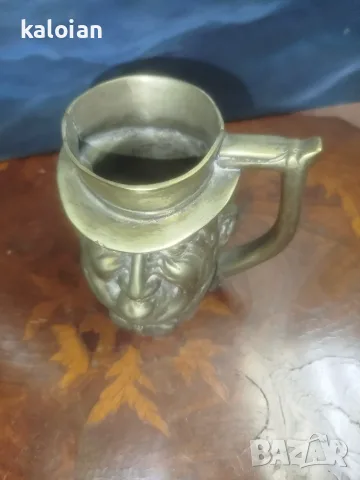 Винтидж фигурална халба от масивен месинг, известна в традицията като „Toby Jug“ или „Toby Mug“, снимка 2 - Антикварни и старинни предмети - 55645730