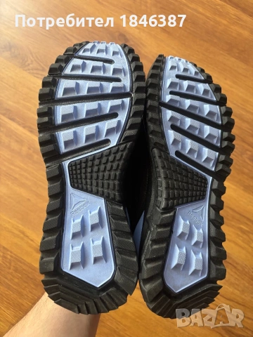 Нови маратонки Reebok Gore-tex 42 номер, снимка 5 - Маратонки - 54075395