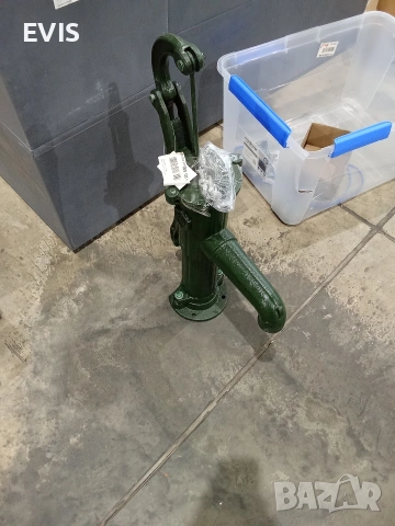 Ръчна чугунена помпа FloraWorld (68 см) – Внос от Германия, снимка 2 - Други - 54063528