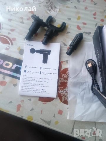 масажор пистолет с 4 глави, снимка 3 - Друга електроника - 54337556