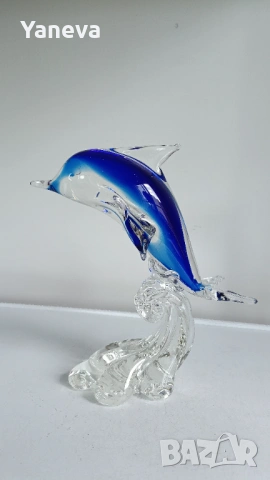 Кристална статуетка на делфин наподобява от френската компания Cristal d'Arques. , снимка 3 - Статуетки - 54731446