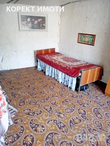 ПРОДАВА КЪЩА в района на Болницата, снимка 2 - Къщи - 54811624