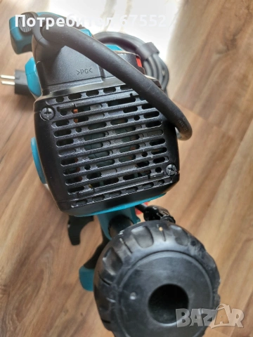 Оберфреза Makita Rp2301fc, снимка 6 - Други инструменти - 55240368