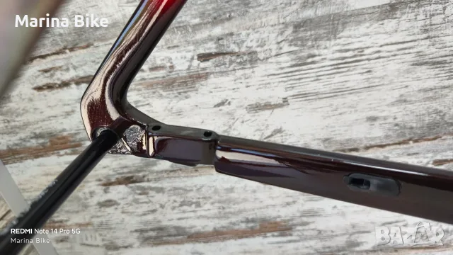 Карбонова шосейна рамка Guerciotti Veloce S Disc | M, снимка 5 - Части за велосипеди - 55365183