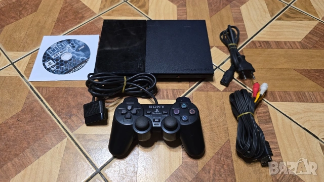 PlayStation 2 PS2 Slim SCPH-90004 комплект