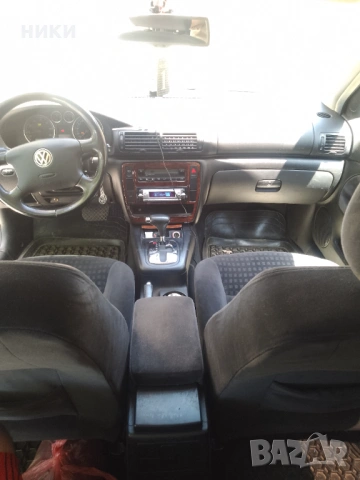 Vw passat 2.3 V5 170к бензин , снимка 3 - Автомобили и джипове - 54479131