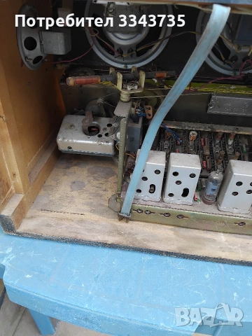 Стар радиограмфон Латвия., снимка 11 - Антикварни и старинни предмети - 54196776