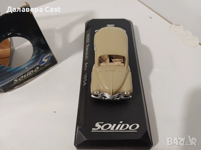 1/43 Renault 4cv 1954 Solido , снимка 3 - Колекции - 54578309