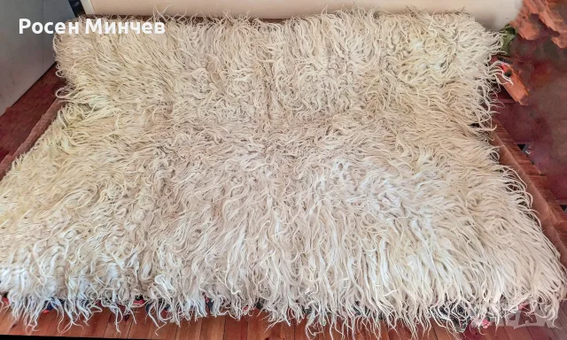 Нов автентичен Родопски губер от 100% естествена вълна (230x135 см), снимка 2 - Покривки за легло - 55672520
