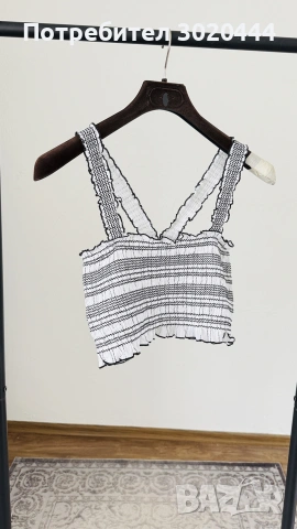 Pinko кроп ластичен топ, снимка 10 - Корсети, бюстиета, топове - 55225768