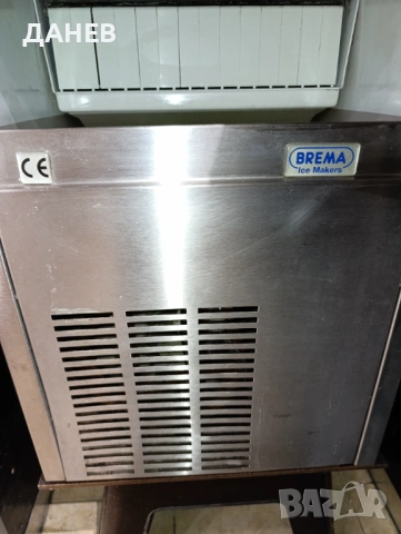 Продавам професионален италиански ледогенератор BREMA CB246W, снимка 9 - Хладилни витрини и фризери - 54825715