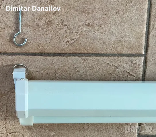 Екран за проектор CCLife DBELE004 152x152cm, снимка 4 - Плейъри, домашно кино, прожектори - 55702559