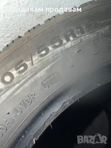 Зимни гуми Dunlop 205/55/16 dot 3121, снимка 5 - Гуми и джанти - 55588217